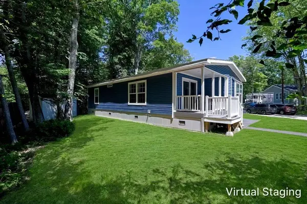 139 Robinhood DR, Exeter, NH 03833