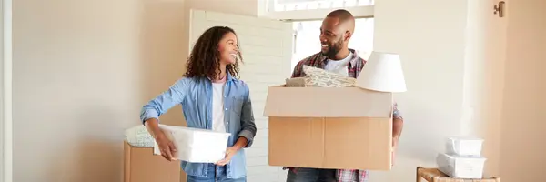 How to Time Your Sale When You Also Need to Buy,Stacey McVey