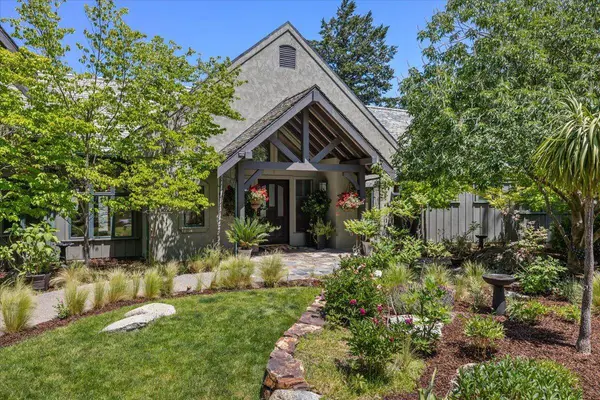 500 Ashland Loop RD, Ashland, OR 97520