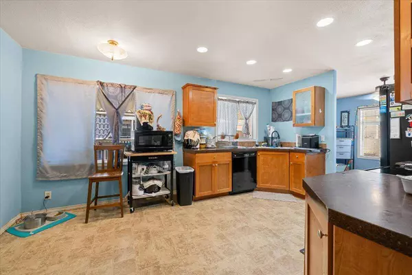 10 South Stage RD #SPC 510, Medford, OR 97501