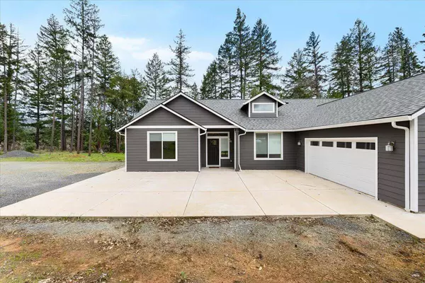 1266 Ellison LOOP, Merlin, OR 97532