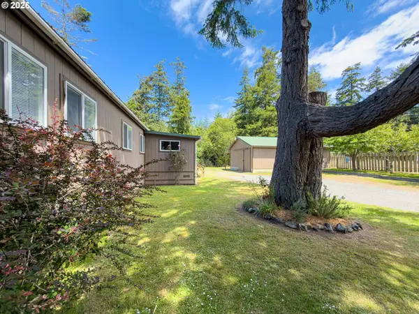 87787 DEW VALLEY LN, Bandon, OR 97411