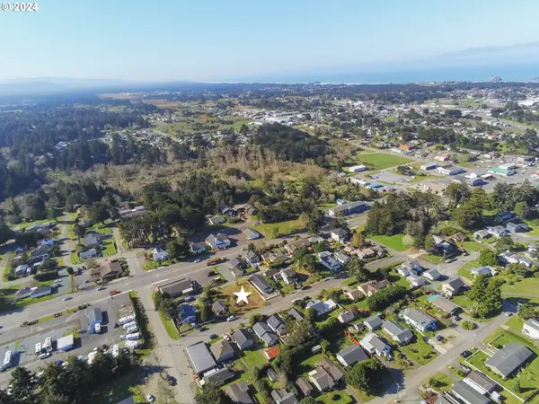1ST ST SE #7800,01, Bandon, OR 97411
