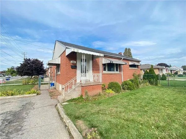 290 East 36th Street #Upper, Hamilton, ON L8V 3Z5