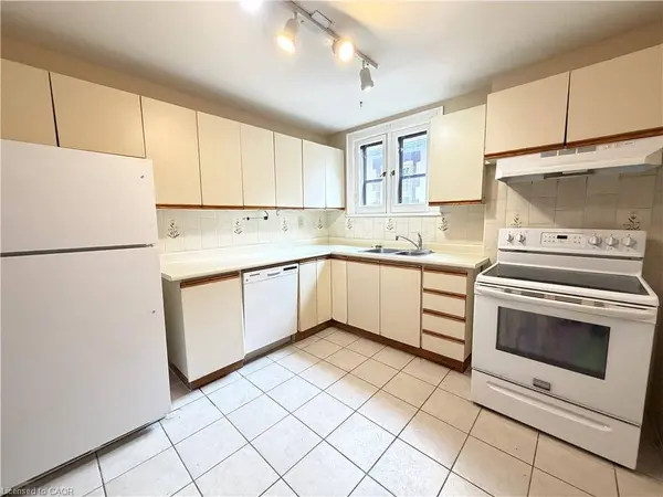 507 Aberdeen AVE, Hamilton, ON L8P 2S6