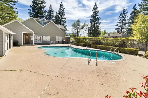 123 Valley Oak DR #34, Roseville, CA 95678