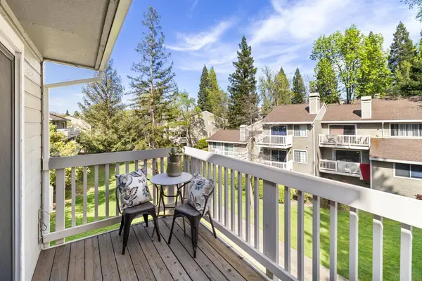 123 Valley Oak DR #34, Roseville, CA 95678