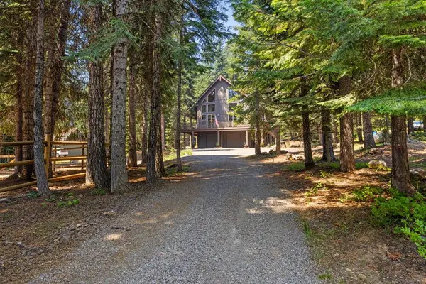 7608 Skycrest DR, Klamath Falls, OR 97601
