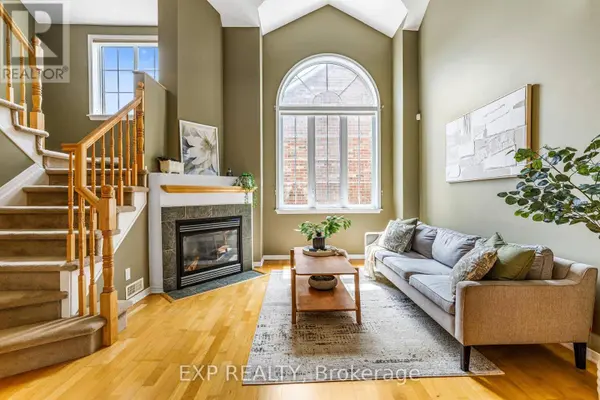 102 GATESTONE PRIVATE, Ottawa, ON K1J1K5