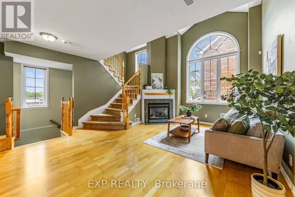 102 GATESTONE PRIVATE, Ottawa, ON K1J1K5