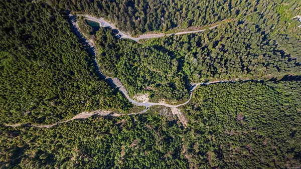 4229 Goldstream Heights Dr, Malahat, BC V8H 2J1