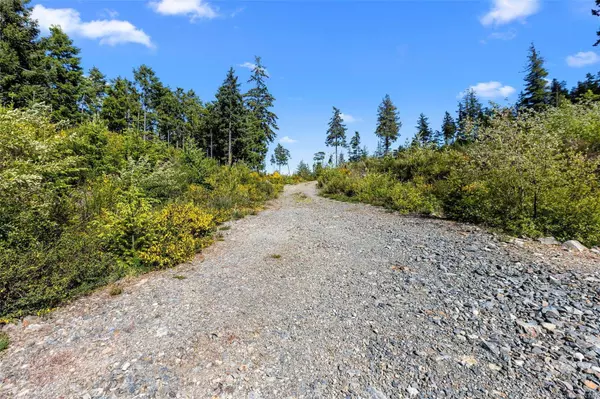 4229 Goldstream Heights Dr, Malahat, BC V8H 2J1