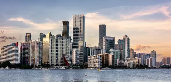 Guia de Brickell: El Centro de Estilo de Vida Urbano en Miami