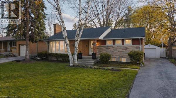 120 ELGIN Crescent, Waterloo, ON N2J2S4