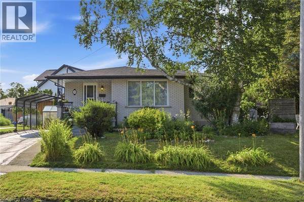 11 SUMMIT Crescent, Guelph, ON N1H1S2