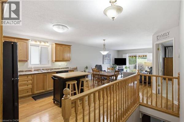 138 STIEFELMEYER Crescent, Baden, ON N3A4L4