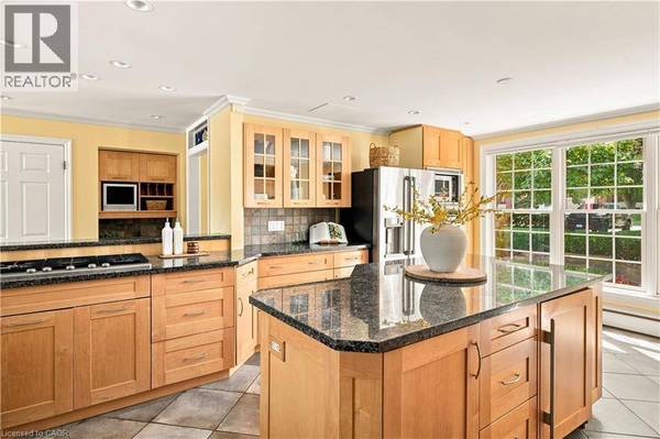 290 BRIDGEPORT Road E, Waterloo, ON N2J2L1
