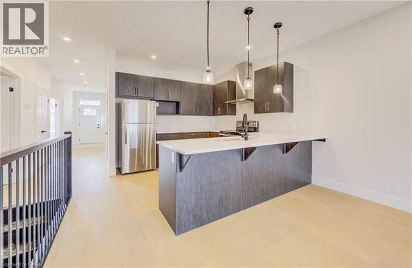 12 WASHINGTON ST #202, Norwich, ON N0J1P0