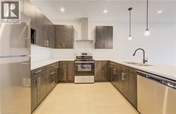 12 WASHINGTON ST #202, Norwich, ON N0J1P0