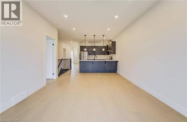 12 WASHINGTON ST #202, Norwich, ON N0J1P0