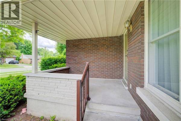 244 ROYAL Street, Waterloo, ON N2J2J2