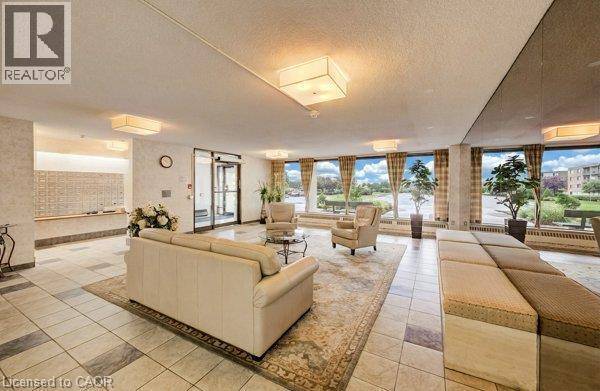 65 WESTMOUNT RD North #412, Waterloo, ON N2L5G6