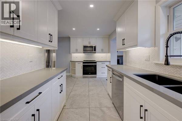 244 ROYAL Street, Waterloo, ON N2J2J2
