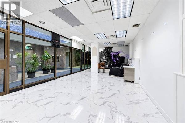 30 DUKE ST W #103, Kitchener, ON N2H3W4