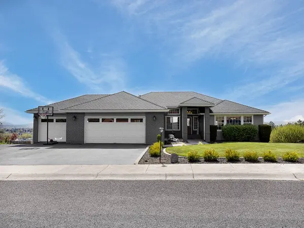 2212 Kimberly DR, Klamath Falls, OR 97603