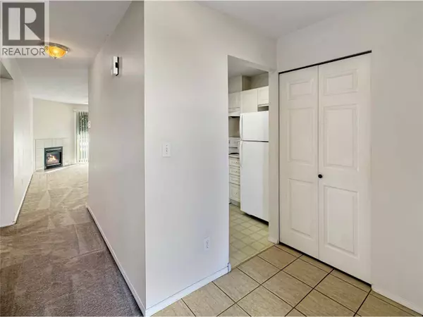 1004 23 AVE North #113, Cranbrook, BC V1C6P9