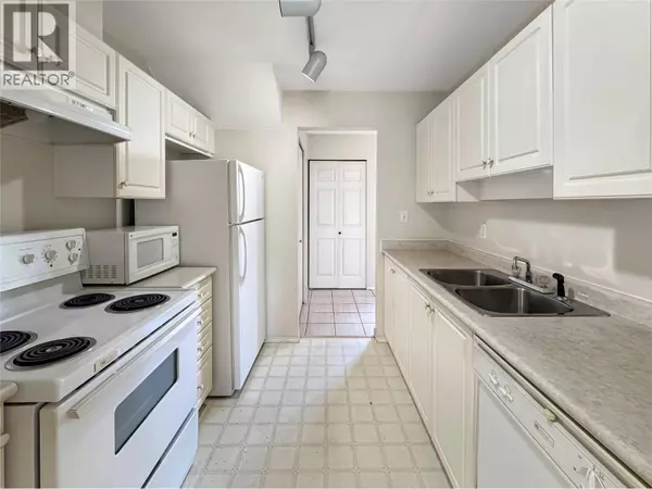 1004 23 AVE North #113, Cranbrook, BC V1C6P9