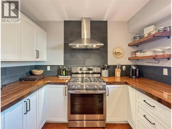 323 Banks ST #1, Kimberley, BC V1H1H8