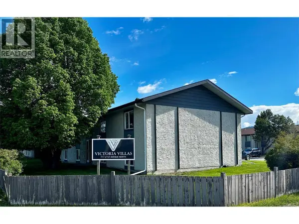 717 21 N AVE #10, Cranbrook, BC V1C5T9