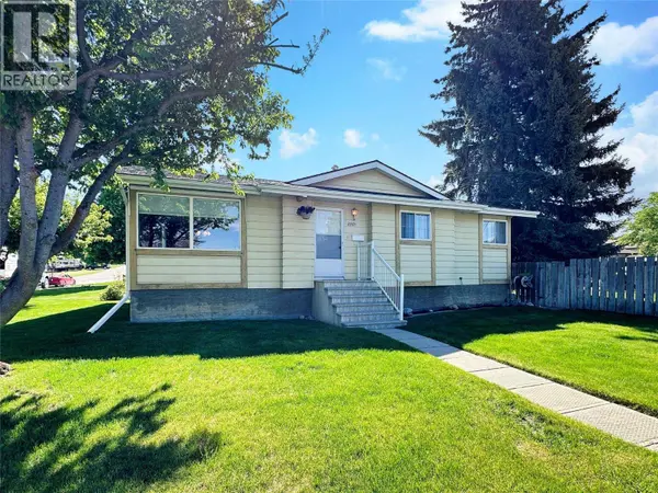 2501 3rd Street S, Cranbrook, BC V1C4W4