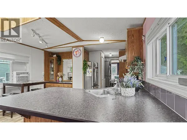 2321 INDUSTRIAL 2 RD #25, Cranbrook, BC V1C6H3