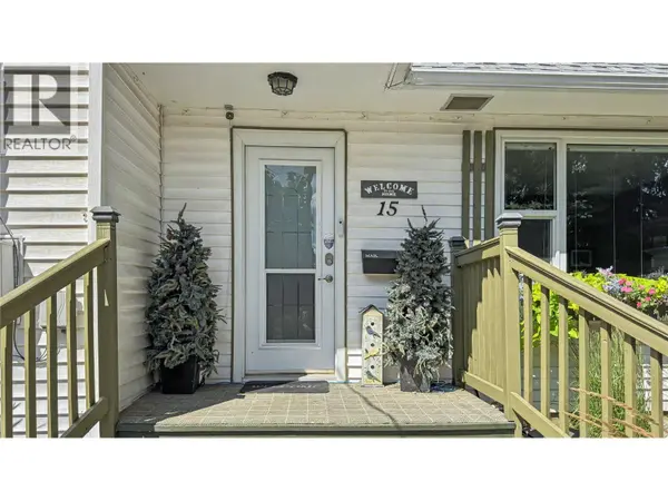 15 15th Avenue S, Cranbrook, BC V1C2Y4