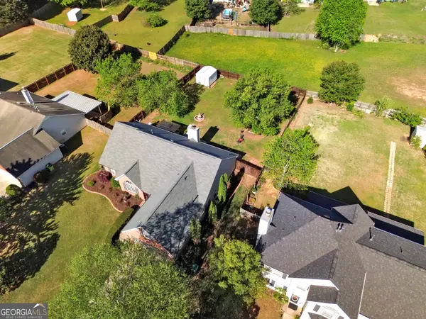 3021 Lincoln Log WAY, Mcdonough, GA 30252