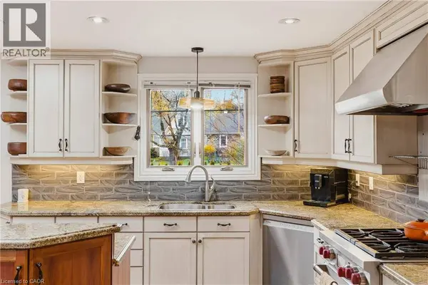 459 LEE Avenue, Waterloo, ON N2K1Y1