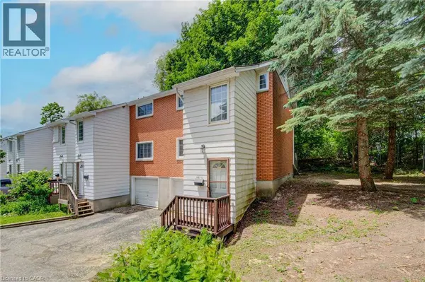 645 ALBERT ST #6, Waterloo, ON N2L3V5