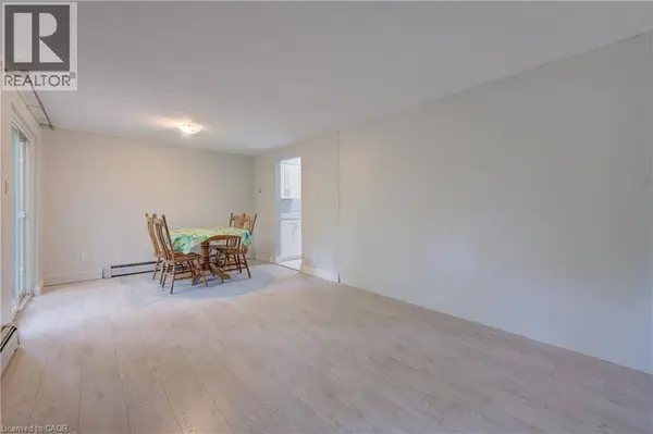645 ALBERT ST #6, Waterloo, ON N2L3V5