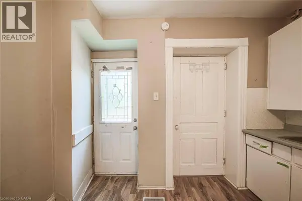 5 GEORGE Street S, Cambridge, ON N1S2N3