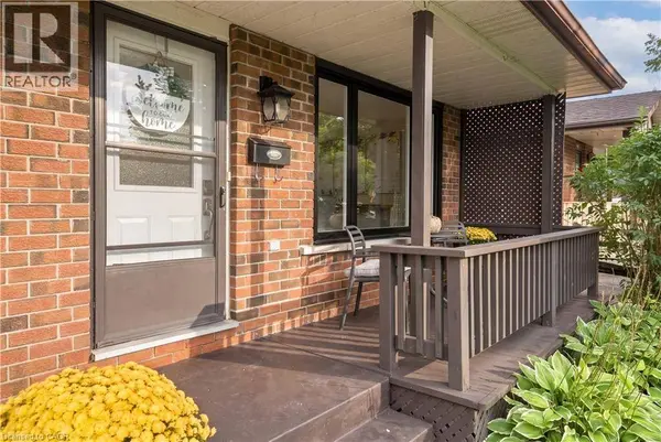 447 DRUMMERHILL Crescent, Waterloo, ON N2T1G3