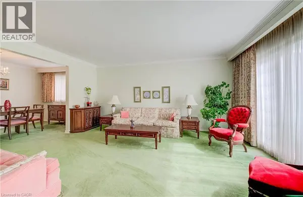 16 BONNYLYN Drive, Kitchener, ON N2M1S6