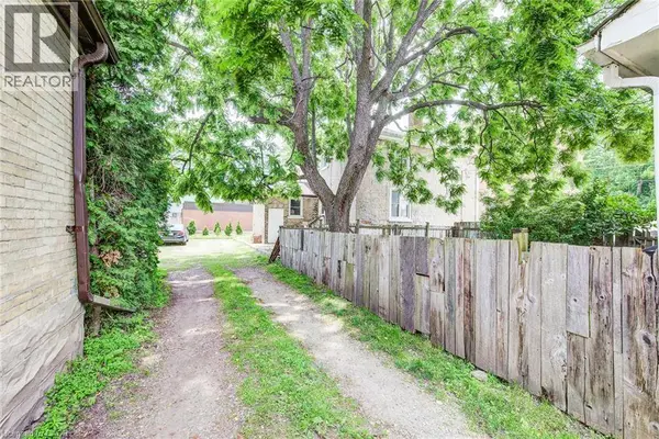 5 GEORGE Street S, Cambridge, ON N1S2N3