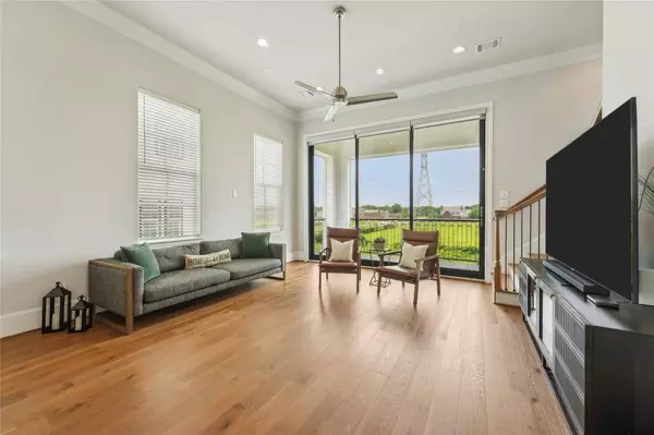 10756 Craighead DR, Houston, TX 77025