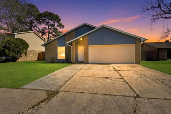 20130 Misty Pines DR, Humble, TX 77346