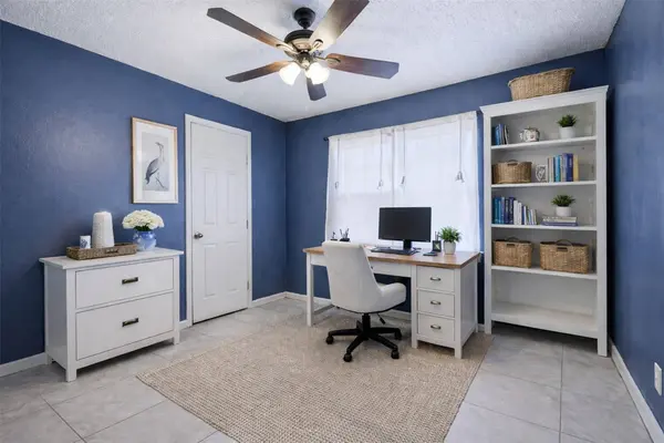 7118 Heron DR, Houston, TX 77087