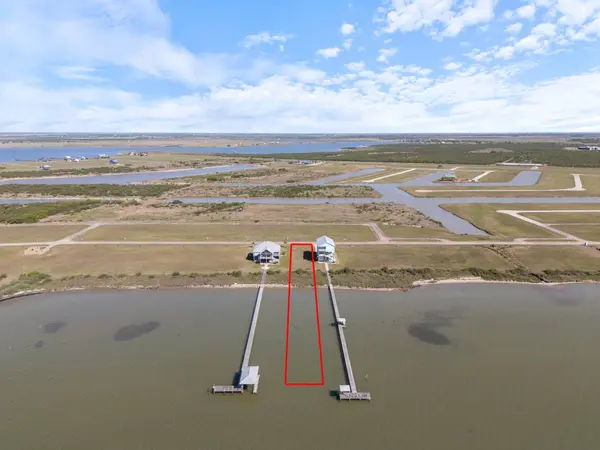 3129 Bay Ridge DR, Palacios, TX 77465