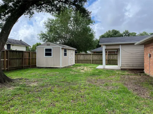 16310 Emberwood DR, Houston, TX 77070