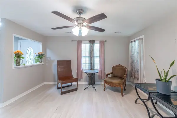 2118 Rolling Hills RD, Conroe, TX 77303